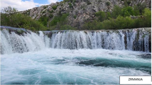 Apartmani Most Maslenica Buitenkant foto