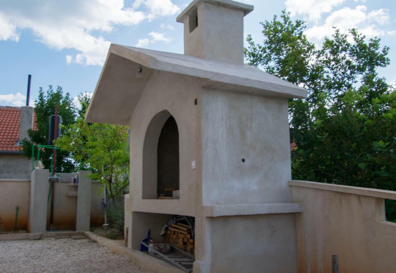 Apartmani Most Maslenica Buitenkant foto